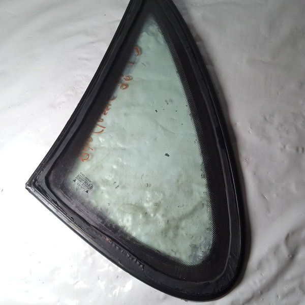 Vidro Fixo Lateral Traseiro Direito Vw Polo Classic 1998