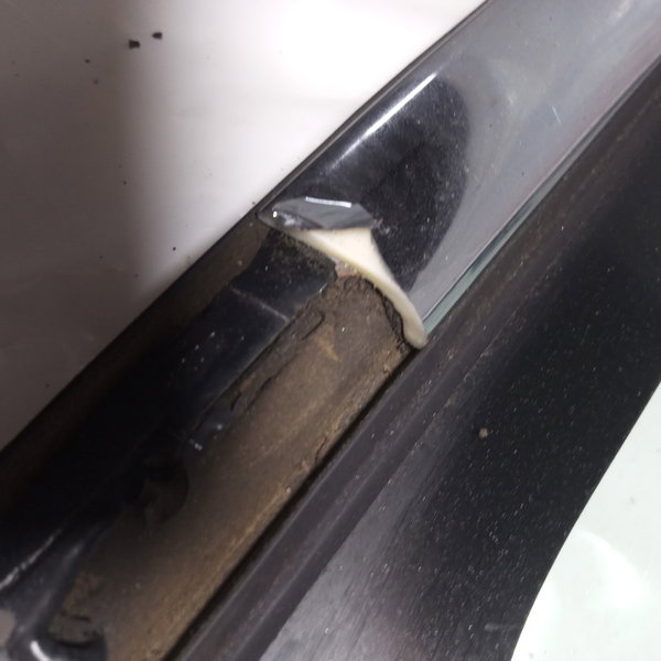 Vidro Fixo Traseiro Direito Ford New Fiesta Sedan 2010