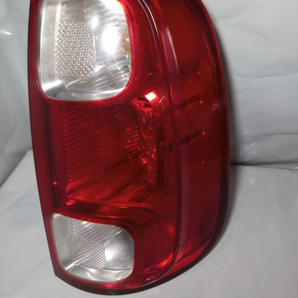 Lanterna Traseira Lado Direito Fiat Uno Vivace 2013 Esquerdo Vermelho
