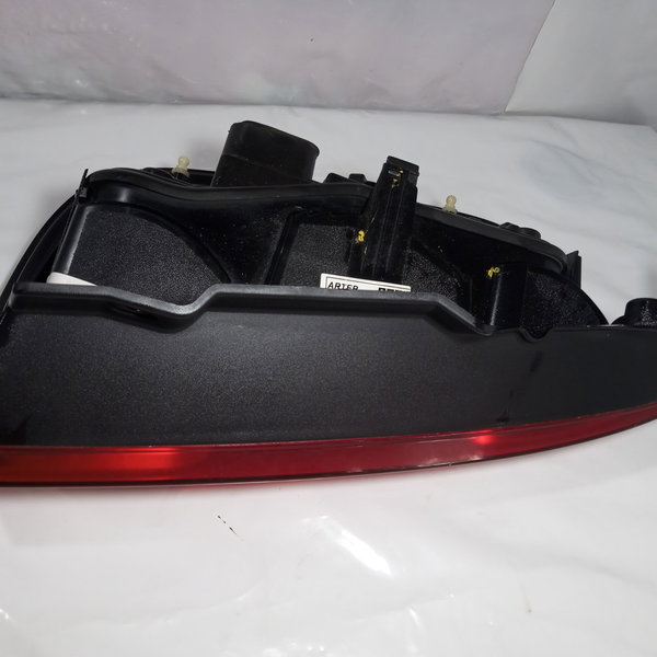 Lanterna Traseira Lado Direito Fiat Uno Vivace 2013 Esquerdo Vermelho