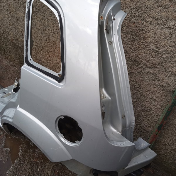 Lateral Lado Esquerdo Ford Fiesta 2012
