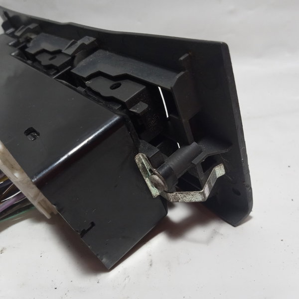 Botão Comando Vidro Eletrico L. Esquerdo Gm Trailblazer 2015