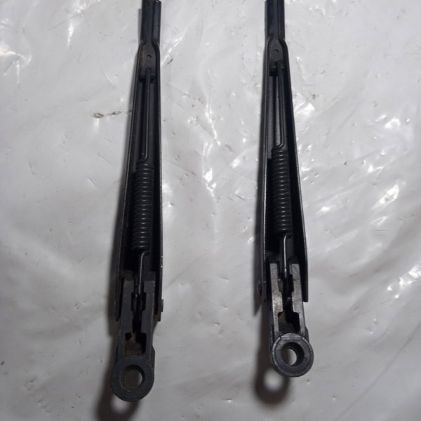 Braço Haste Limpador De Parabrisa Volkswagen Gol G4 2009 Direito