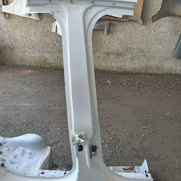 Coluna Porta Caixa Ar Lado Direito Ford Ka 2019 (branca)