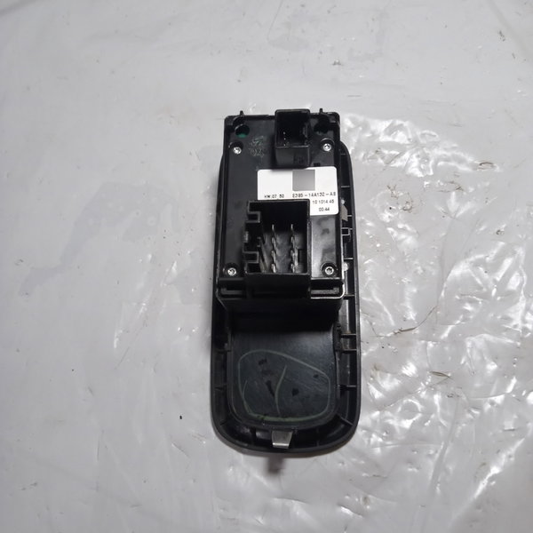 Comando Botão Vidro Elétrico Diant. Esquerdo Ford Ka 2019