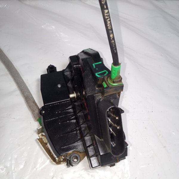 Fechadura Porta Dianteira Direita Ford Ka 2019