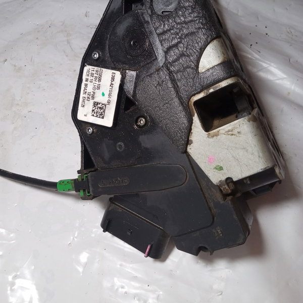 Fechadura Porta Dianteira Direita Ford Ka 2019