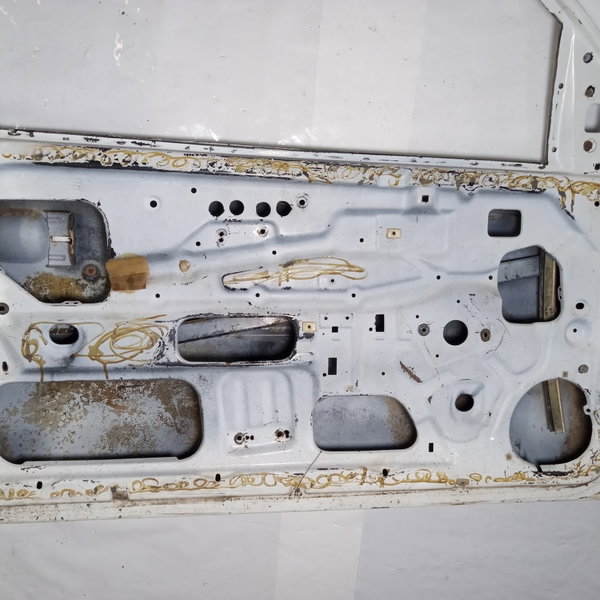 Porta Lado Esquerdo Vw Gol Bola 97 2p Dianteira Esquerdo Branco