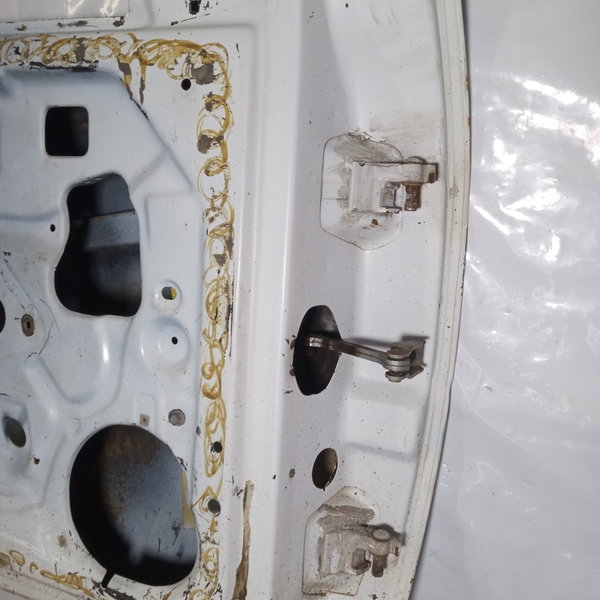 Porta Lado Esquerdo Vw Gol Bola 97 2p Dianteira Esquerdo Branco
