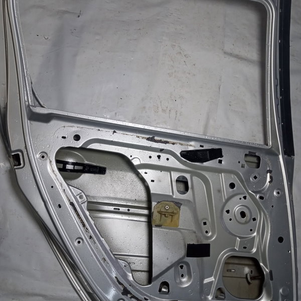 Porta Traseira Esquerda Peugeot 307 2007 Traseira Esquerdo Cinza