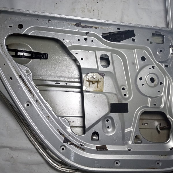 Porta Traseira Esquerda Peugeot 307 2007 Traseira Esquerdo Cinza