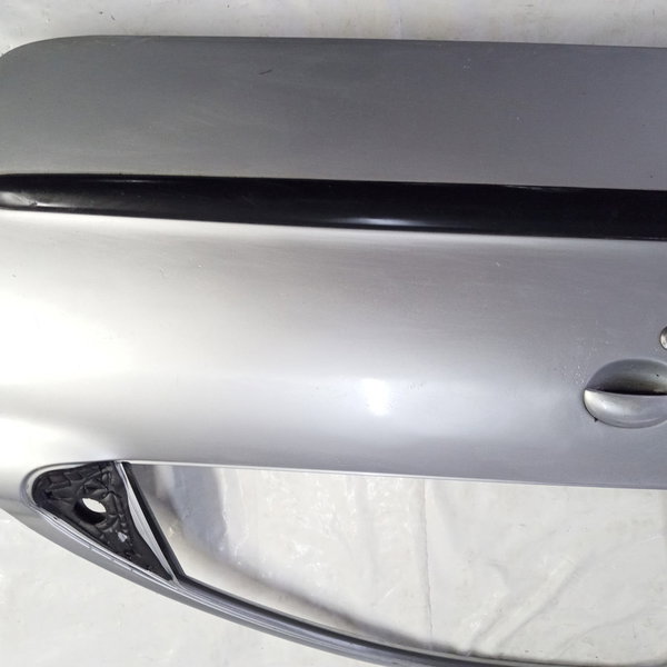 Porta Dianteira Direita Peugeot Sw 206 2006 4 Portas  Dianteira Direita Cinza