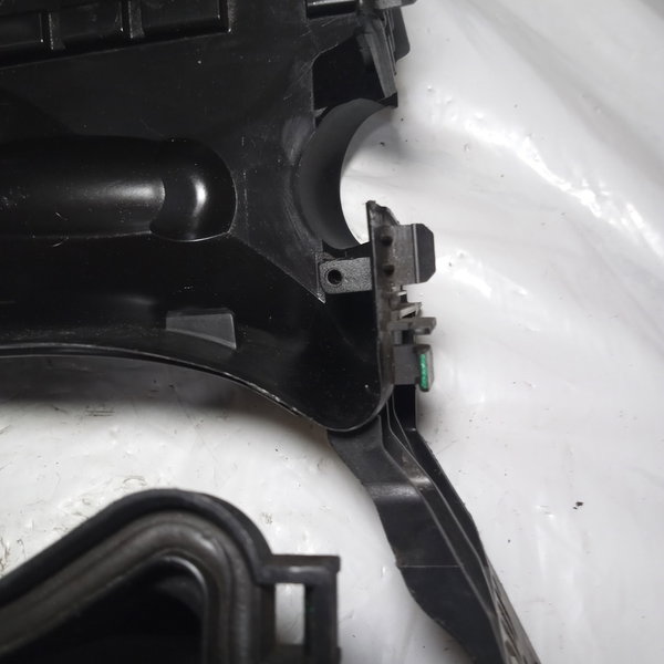Suporte Caixa De Fusível Citroen C3 2006