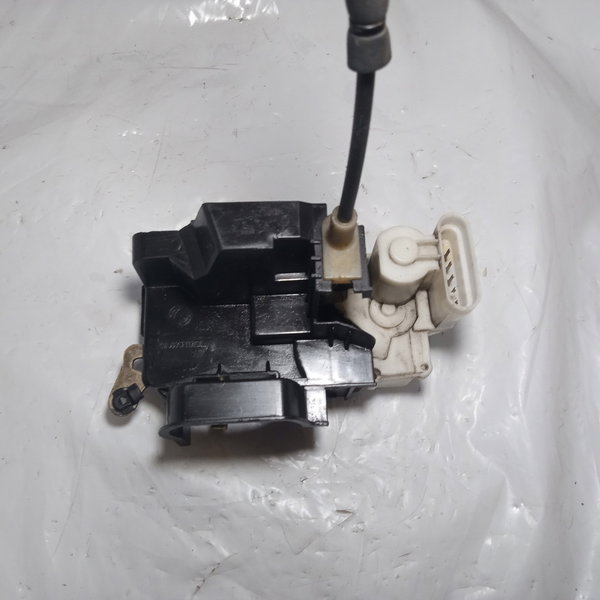 Fechadura De Porta Dianteira Direita Fiat Palio 1999