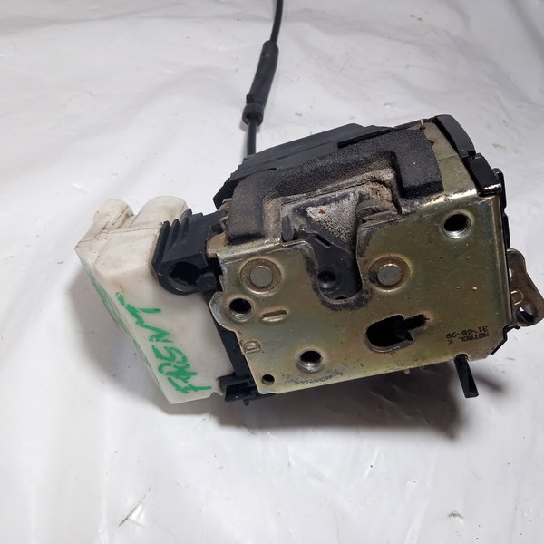 Fechadura De Porta Dianteira Direita Fiat Palio 1999