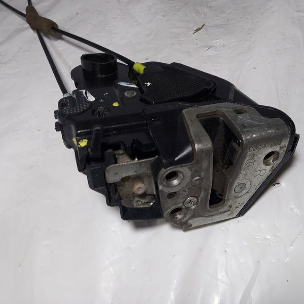 Fechadura Porta Traseira Direita Toyota Corolla 2010