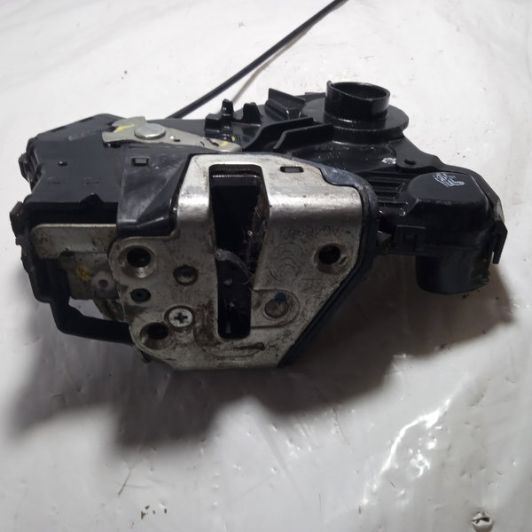 Fechadura Porta Dianteira Direita Toyota Corolla 2010