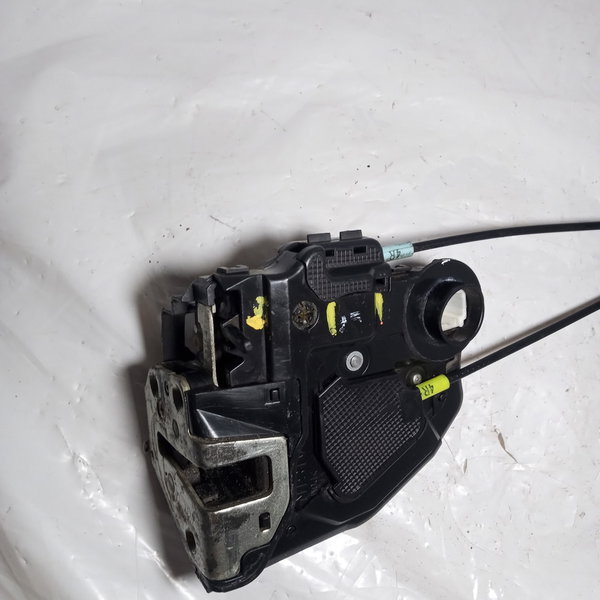Fechadura Porta Traseira Direita Toyota Corolla 2009
