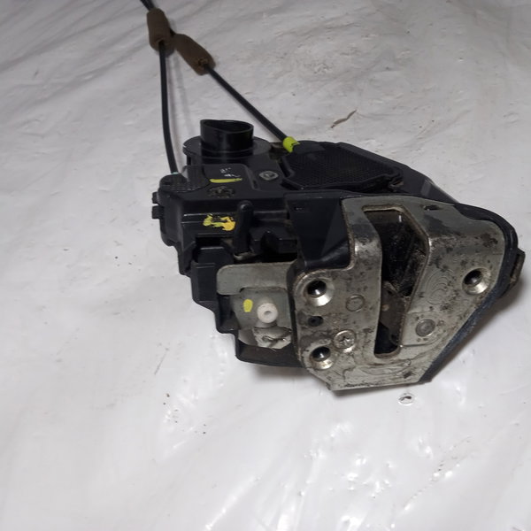 Fechadura Porta Traseira Direita Toyota Corolla 2009