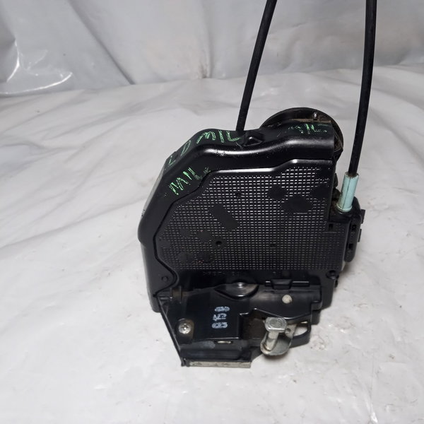 Fechadura Porta Traseira Direita Toyota Corolla 2009