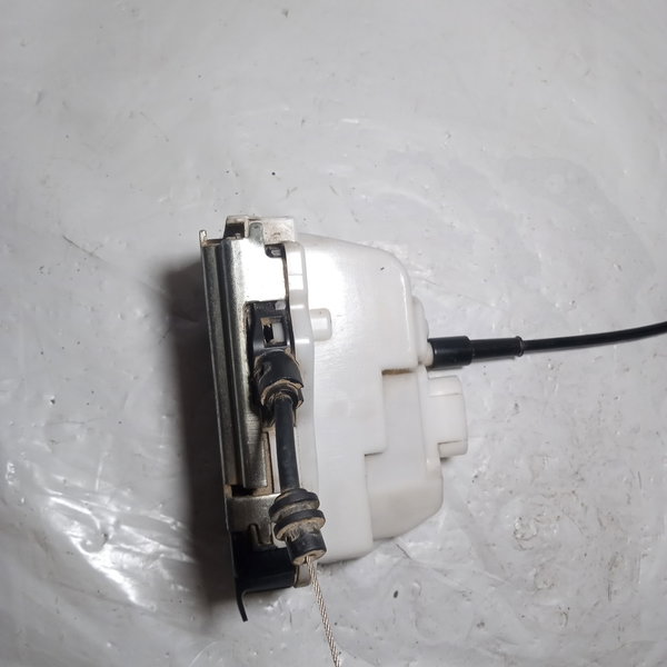 Fechadura Porta Traseira Esquerda Citroen C3 2009
