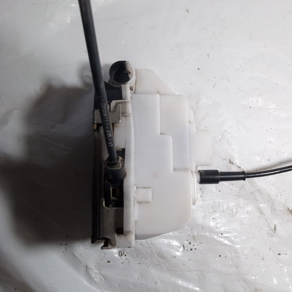 Fechadura Porta Dianteira Direita Citroen C3 2006