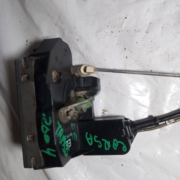 Fechadura Porta Traseira Esquerda Gm Corsa Montana 2004