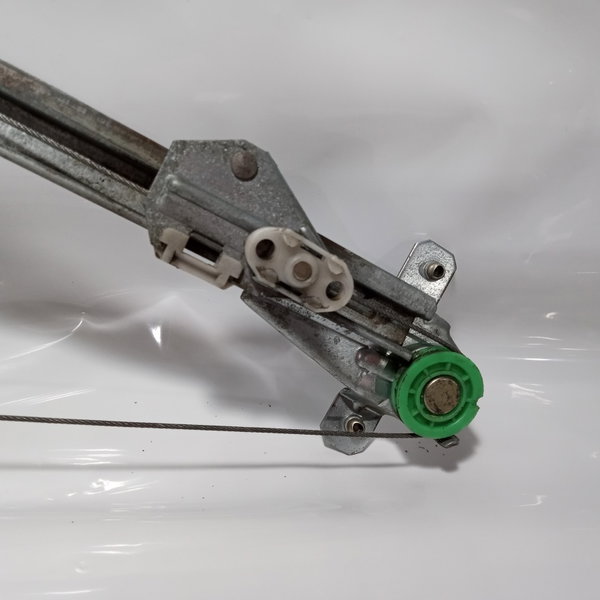 Máquina Vidro Manual Traseira Direita Gm Corsa 1998