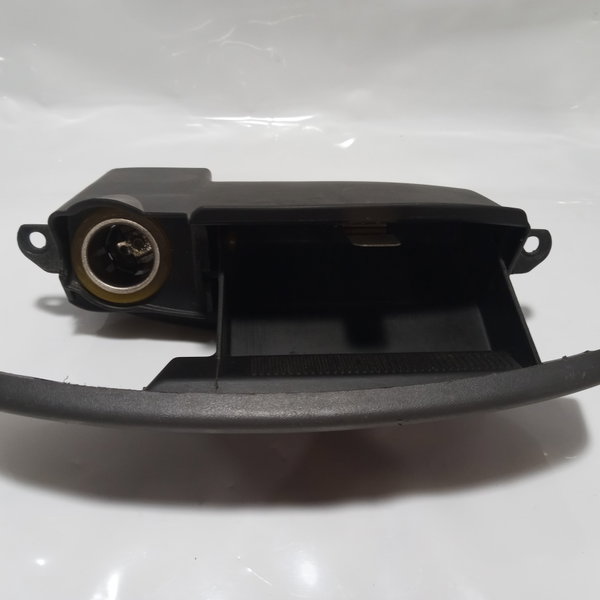 Cinzeiro Renault Scenic 2003