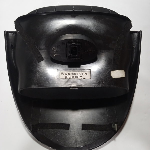 Moldura Computado Bordo Botão De Alerta Peugeot 206 2005  Preto