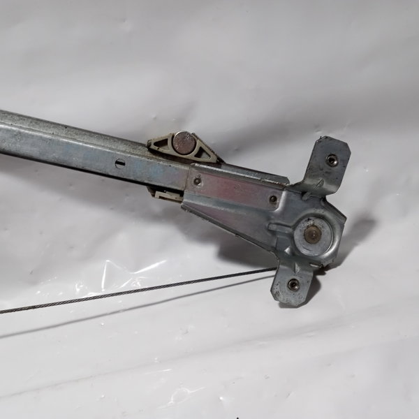 Máquina Vidro Manual Traseira Esquerda Gm Corsa 1998