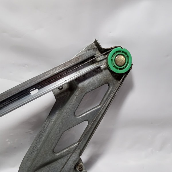 Máquina Vidro Manual Traseira Esquerda Gm Corsa 1998