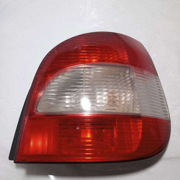 Lanterna Traseira Direita Renault Scenic 2003