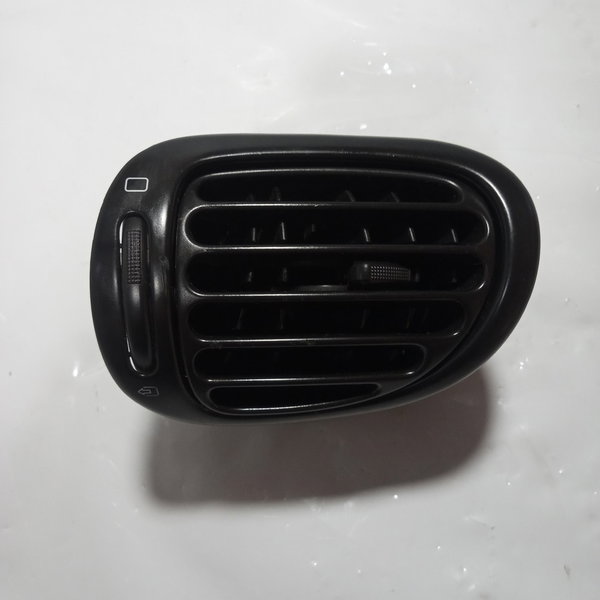Difusor De Ar Painel Lado Direito Peugeot 206 2005