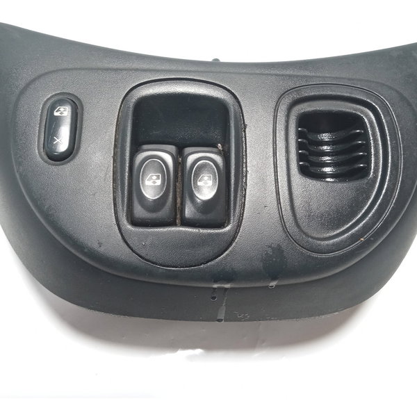 Moldura Do Console Central Botão Vidro Renault Scenic 2000