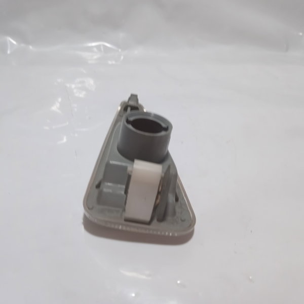 Luz Pisca Paralama Lado Esquerdo Renault Sandero 2008