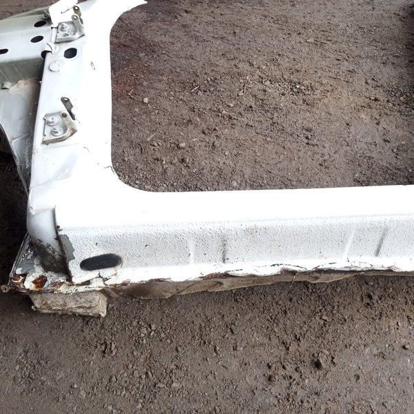 Caixa Ar Coluna Lateral Esquerda Renault Sandero 2008