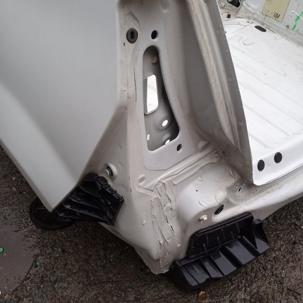Traseira Baixa Renault Sandero 2008 Branco