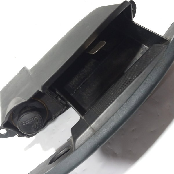 Cinzeiro Renault Scenic 2000