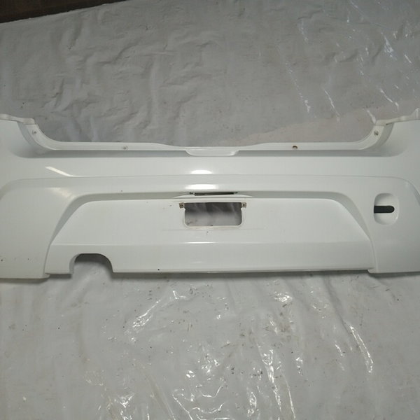 Parachoque Traseiro Renault Sandero 2008 (branco)