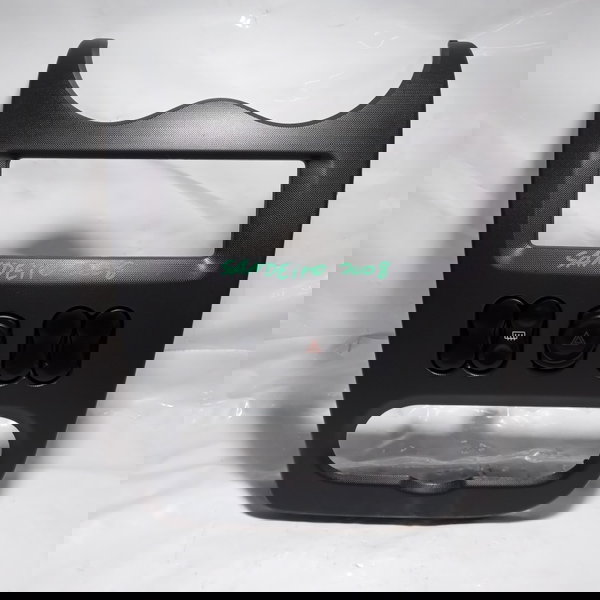 Moldura Painel Central Botão Renault Sandero 2008