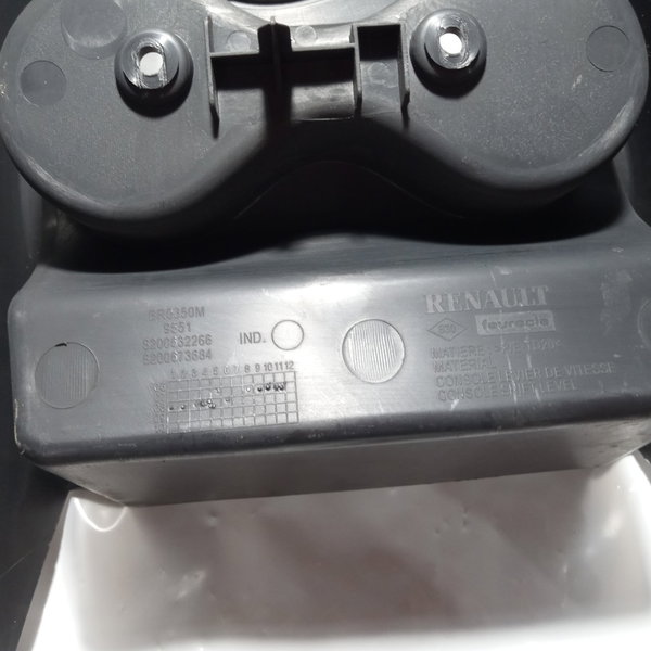 Console Central Renault Sandero 2008