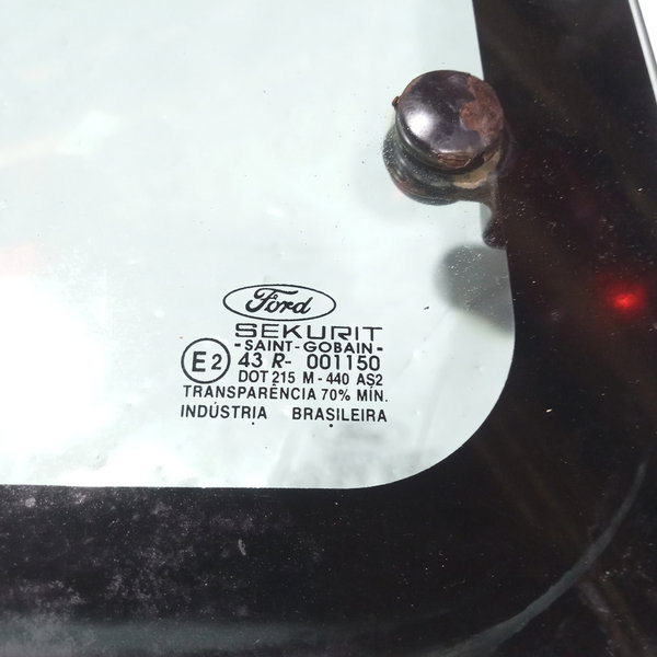 Vidro Lateral Basculante Traseiro Direito Ford Ka 2004
