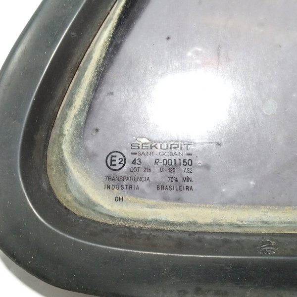 Vidro Fixo Traseiro Direito Fiat Uno 2000