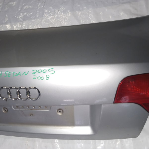Tampa Traseira Audi A4 2005 Sedam Com Lanternas Cinza