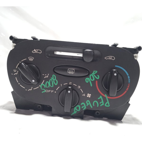Comando De Ar Condicionado Peugeot 206 2005.