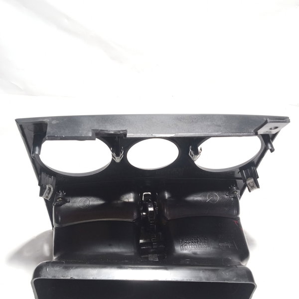 Moldura Central Difusor Fiat Palio 2006.