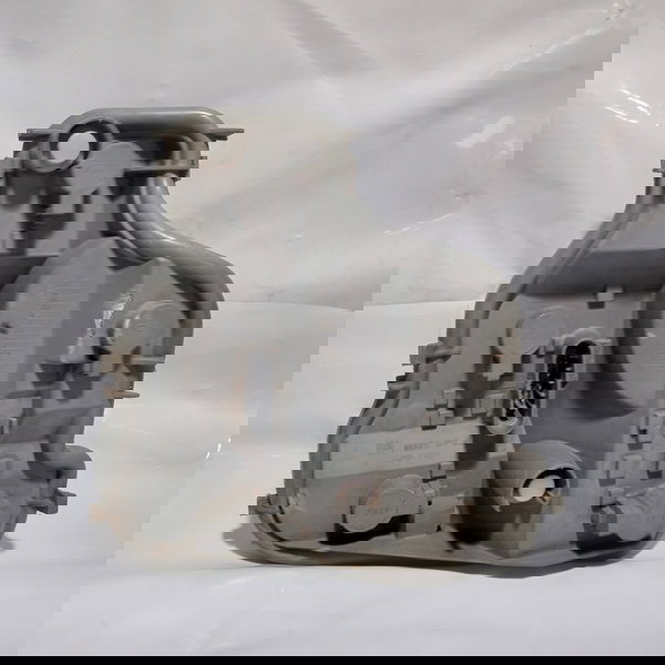 Soquete Lanterna Traseira Esquerda Gm Vectra 2007