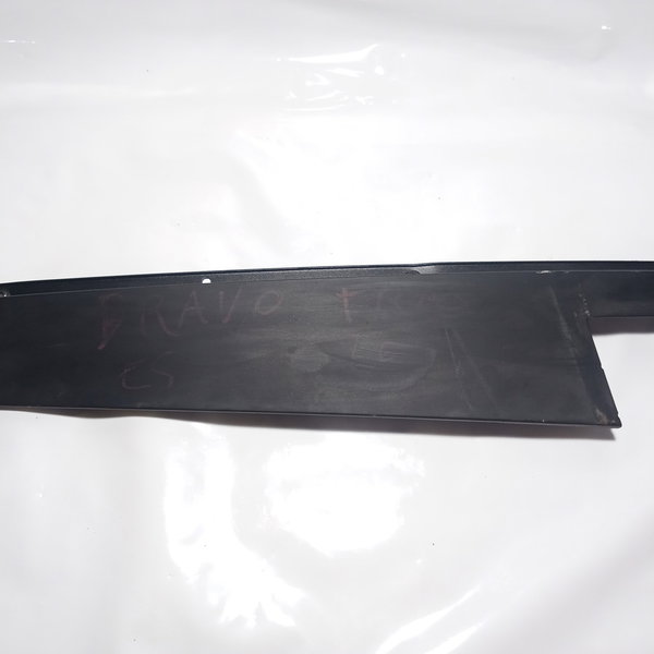 Acabamento Da Porta Traseira Esquerda Bravo 2013