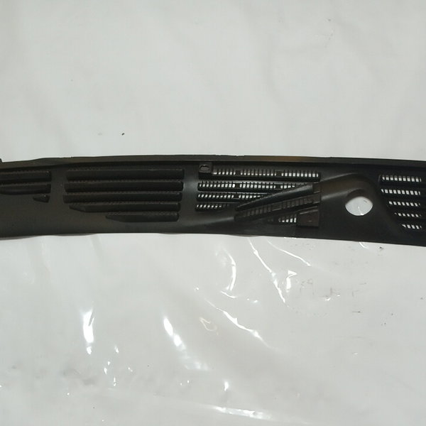 Grade Churrasqueira Dianteira Gm S10 98 Usado Preto